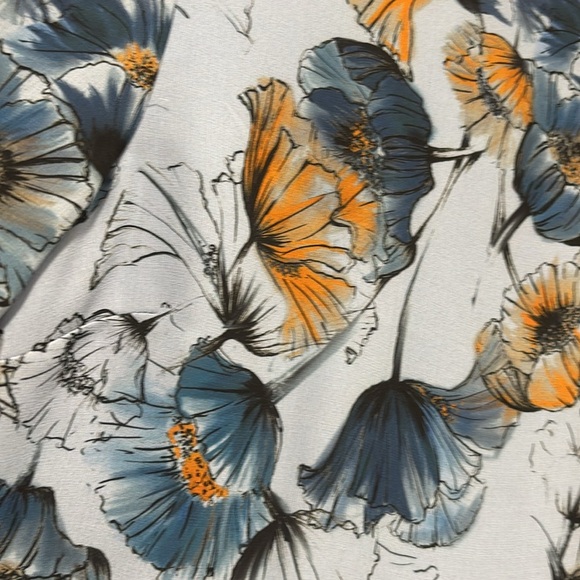 Prose & Poetry bell sleeved blue and orange floral blouse size XS - Picture 2 of 11